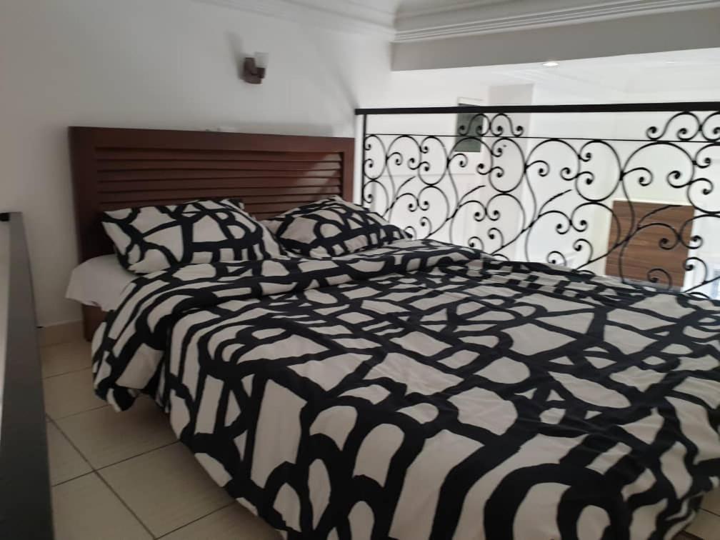 Eve Home Yaounde Ngoại thất bức ảnh